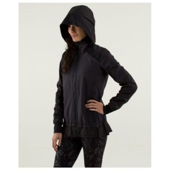 Lululemon Run: Bandit Jacket Reflective Black Size 4 - Picture 1 of 13